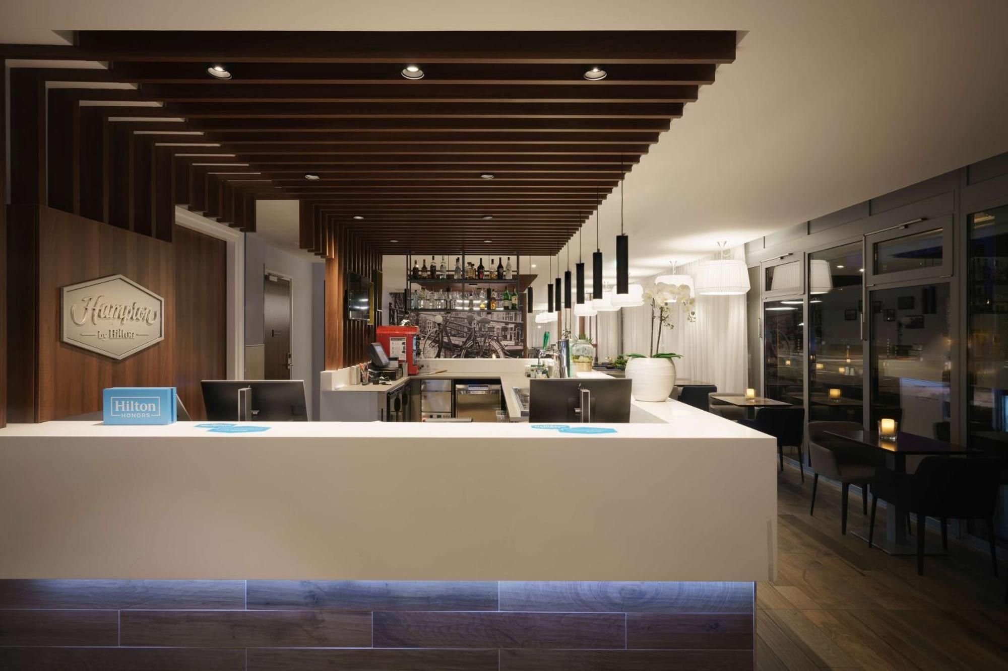 Hampton By Hilton Amsterdam Centre East Hotel Exterior foto